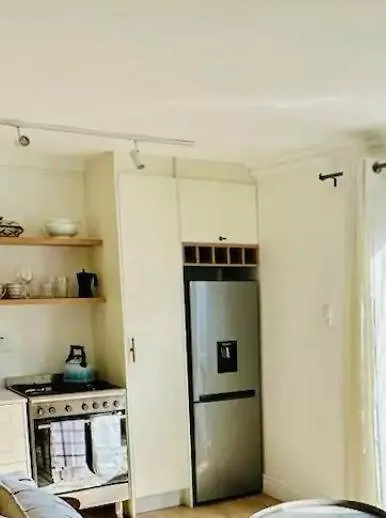 Centrally Located Garden Cottage Cape Town 0*,