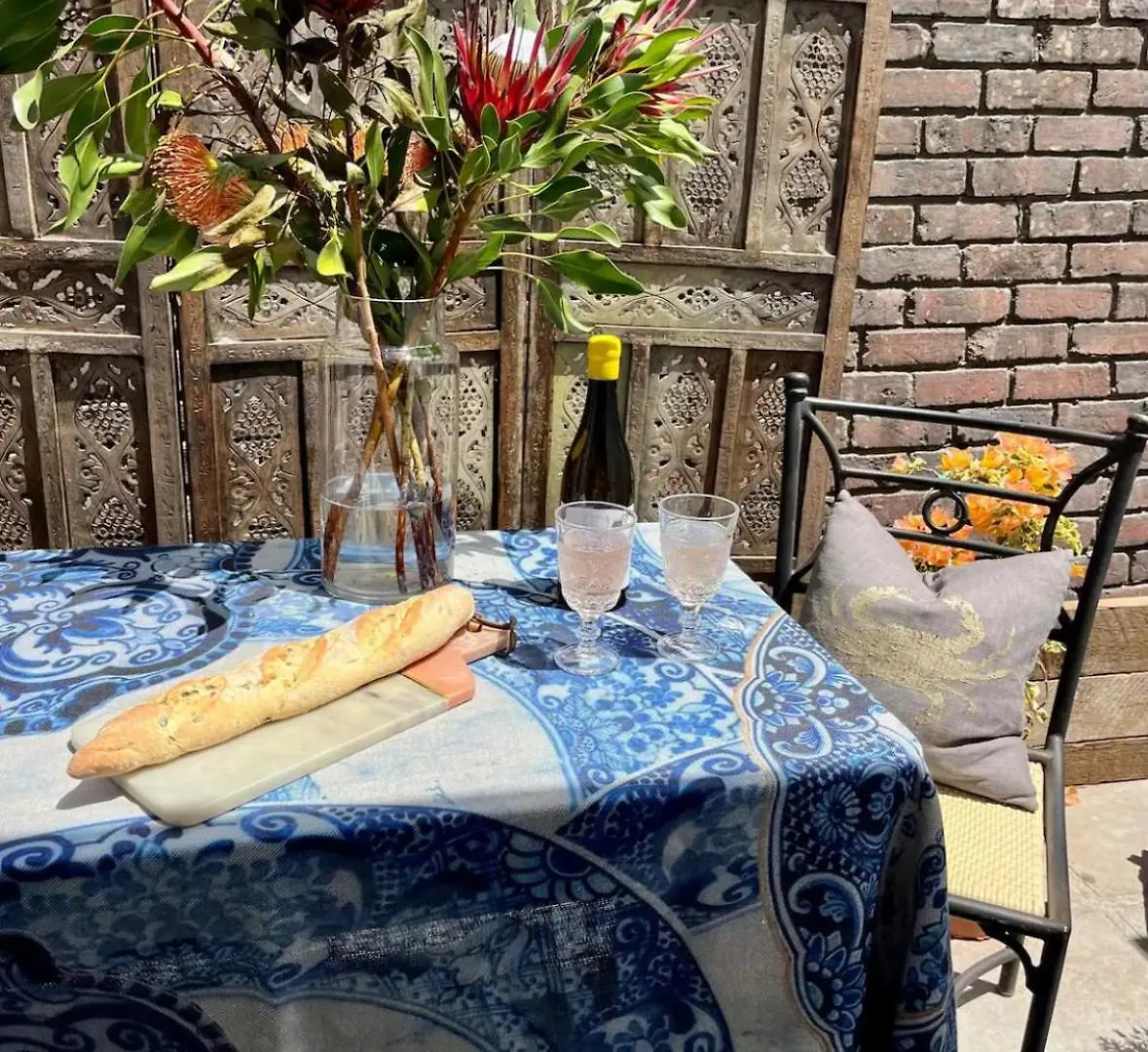 Centrally Located Garden Cottage Cape Town Apartment